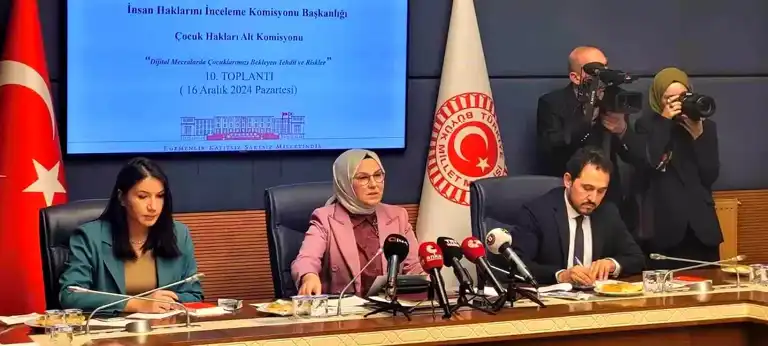 16 Yaş Altı Sosyal Medya Kullanımı Düzenlenecek mi?