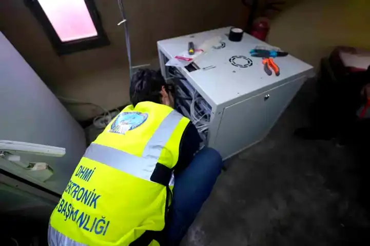 Türkiye, Şam Havalimanı'na Teknik Destek Sağlıyor